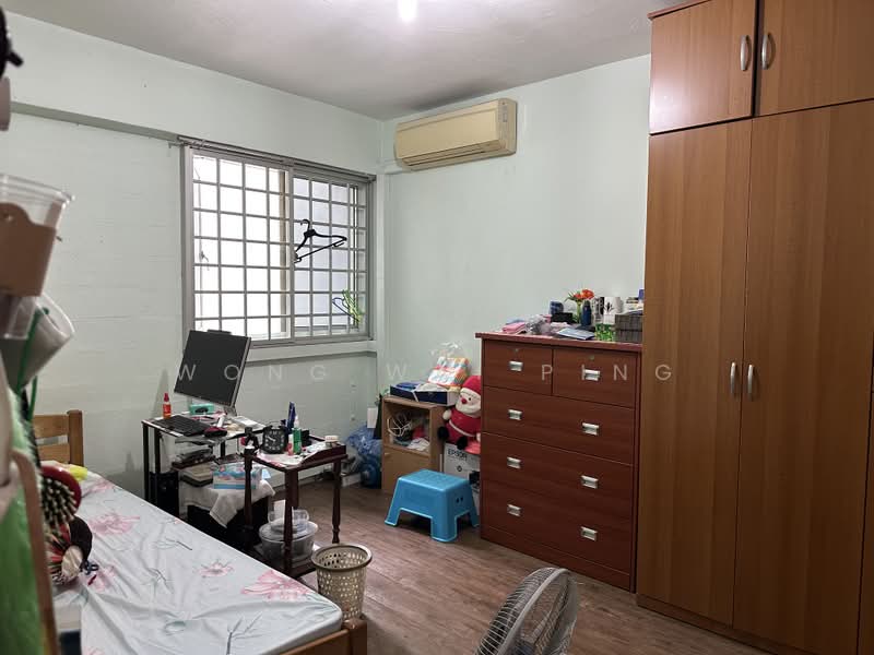 20 Dover Crescent, 20 Dover Crescent, 3 Bedrooms, 700 sqft, HDB Flat For Sale, by Wong Wai Ping, 25441822 - PropertyGuru.com.sg