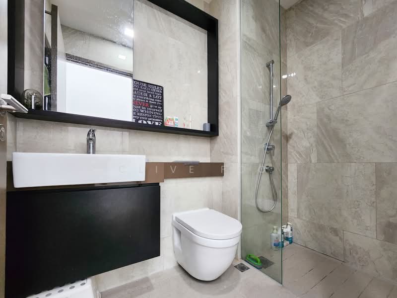 Serangoon Strata Landed Terrace. Almost Brand New. 1km to Rosyth. Near Future CRL Station, , 5 Bedrooms, 2,336 sqft, Cluster House For Sale, by Clive Foo, 25441835 - PropertyGuru.com.sg