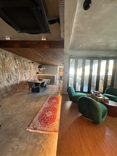 For Sale - Hillcrest Park