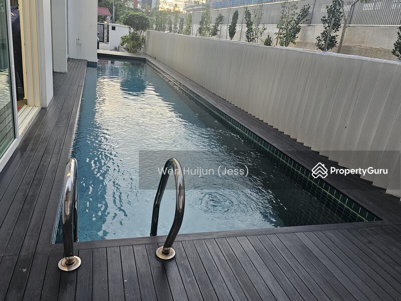 For Sale - Sembawang semi-detached 3 storey + attic near sembawang shopping