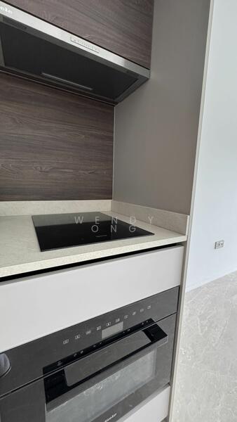 For Rent - The Reef at King's Dock