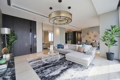 For Sale - TwentyOne Angullia Park