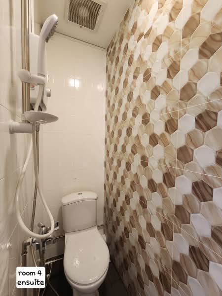 Kim Sia Court, 1 Jalan Jintan, Room Rental, 100 sqft, Apartment For Rent, by Linda Ho, 25444178 - PropertyGuru.com.sg