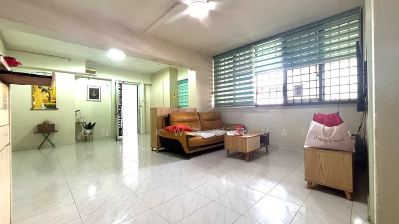 445 Hougang Avenue 8, 445 Hougang Avenue 8, 3 Bedrooms, 1,108 sqft, HDB Flat For Sale, by Ong Kwei Huat, 25444195 - PropertyGuru.com.sg