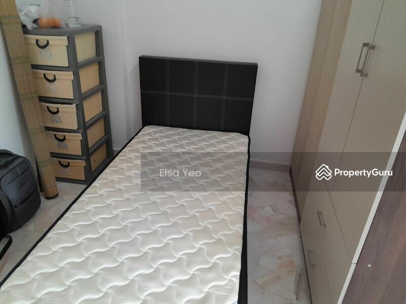 For Rent - 693 Hougang Street 61