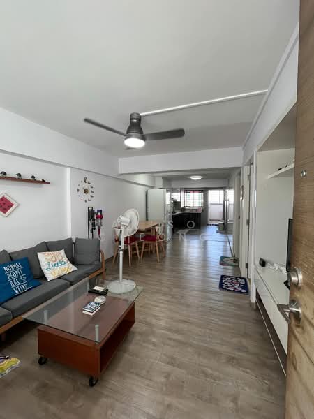 11 Holland Drive, 11 Holland Drive, 3 Bedrooms, 800 sqft, HDB Flat For Rent, by Carlson Cheong, 25444525 - PropertyGuru.com.sg