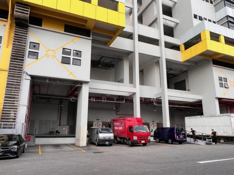Henderson Building, 221 Henderson Road, 1,238 sqft, Light Industrial (B1) For Sale, by Cindy Lim, 25444668 - loading / unloading bays /lots - CommercialGuru.com.sg