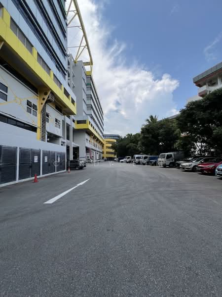 Henderson Building, 221 Henderson Road, 1,238 sqft, Light Industrial (B1) For Sale, by Cindy Lim, 25444668 - CommercialGuru.com.sg