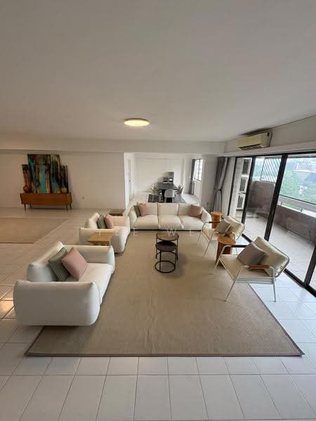 Cairnhill Condo Huge! 乌节路超大户型! ☎️ 8321.8433, Cairnhill Road, Orchard / River Valley, 4 Bedrooms, 2,788 sqft, Condominium For Rent, by Yee Wei Ng, 25445594 - Living Room - PropertyGuru.com.sg