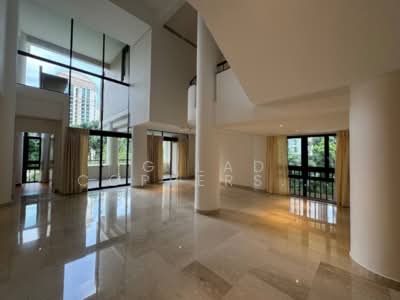 For Rent - The Colonnade