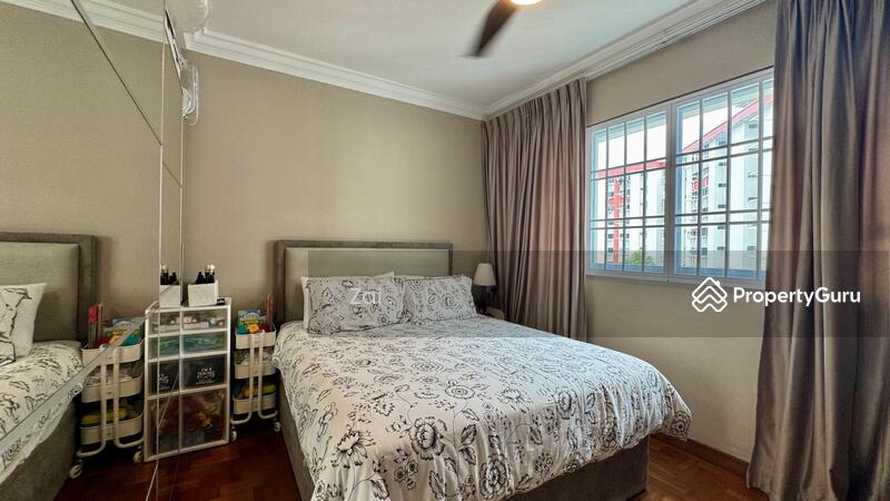 For Sale - 615 Hougang Avenue 8