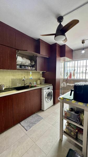 For Sale - 615 Hougang Avenue 8