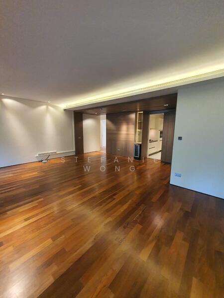 For Rent - Botanika