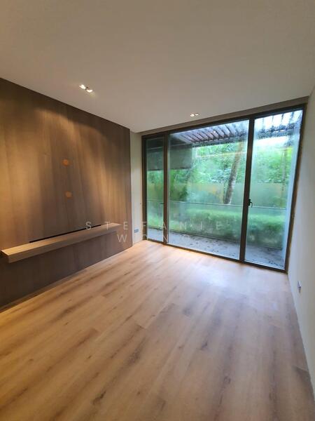 For Rent - Botanika