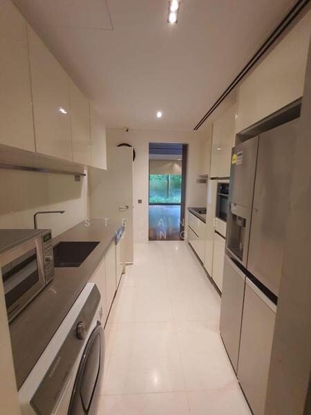 For Rent - Botanika