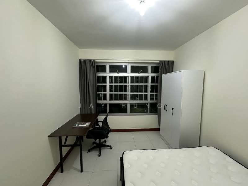No Landlord. Free cleaning. Suits a single guy, Ghim Moh Link, Room Rental, 150 sqft, HDB Flat For Rent, by Jay Hung, 25446647 - PropertyGuru.com.sg
