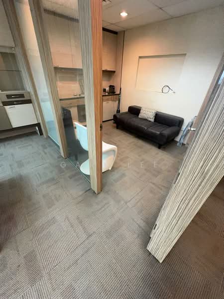 High Street Centre, 1 North Bridge Road, 549 sqft, Office For Rent, by Gary Lee, 25446892 - CommercialGuru.com.sg