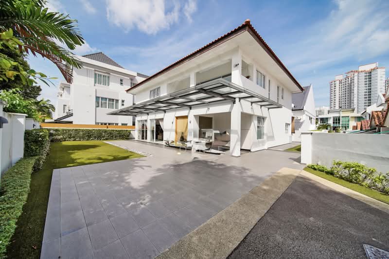 Freehold detached home huge land size 7200 sqft, , 5 Bedrooms, 7,200 sqft, Detached House For Sale, by Theone ., 25447064 - PropertyGuru.com.sg