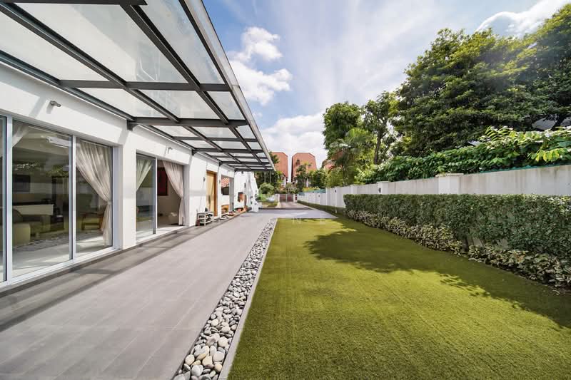 Freehold detached home huge land size 7200 sqft, , 5 Bedrooms, 7,200 sqft, Detached House For Sale, by Theone ., 25447064 - PropertyGuru.com.sg