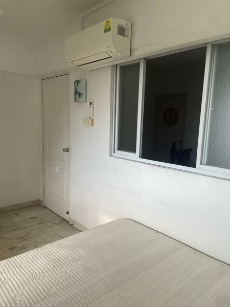 115 Clementi Street 13, 115 Clementi Street 13, Buona Vista / West Coast / Clementi New Town, Room Rental, 180 sqft, HDB Flat For Rent, by Karen Tse, 25447342 - PropertyGuru.com.sg