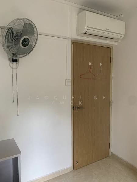 286 Tampines Street 22, 286 Tampines Street 22, Room Rental, 120 sqft, HDB Flat For Rent, by Jacqueline Kwok, 25447668 - PropertyGuru.com.sg