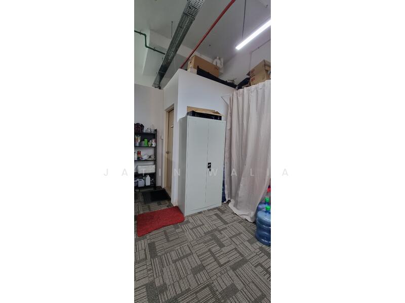 Oxley BizHub, 61 Ubi Road 1, 980 sqft, Light Industrial (B1) For Sale, by JATIN WALIA, 25447780 - CommercialGuru.com.sg