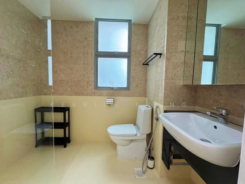 Lakeholmz, 82 Corporation Road, Room Rental, 160 sqft, Condominium For Rent, by Kerrine Thong, 25447880 - PropertyGuru.com.sg
