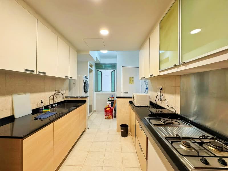 Lakeholmz, 82 Corporation Road, Room Rental, 160 sqft, Condominium For Rent, by Kerrine Thong, 25447880 - PropertyGuru.com.sg