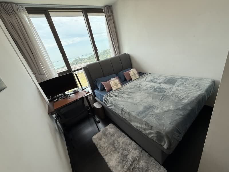 Skyline Residences, 608 Telok Blangah Road, Room Rental, 120 sqft, Condominium For Rent, by Delphine Chan, 25448136 - PropertyGuru.com.sg