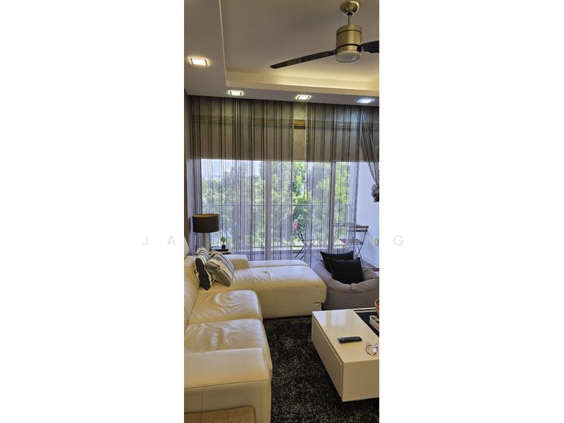 For Rent - Waterfront Gold