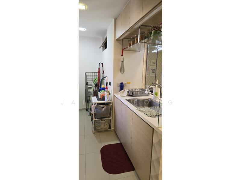 For Rent - Waterfront Gold