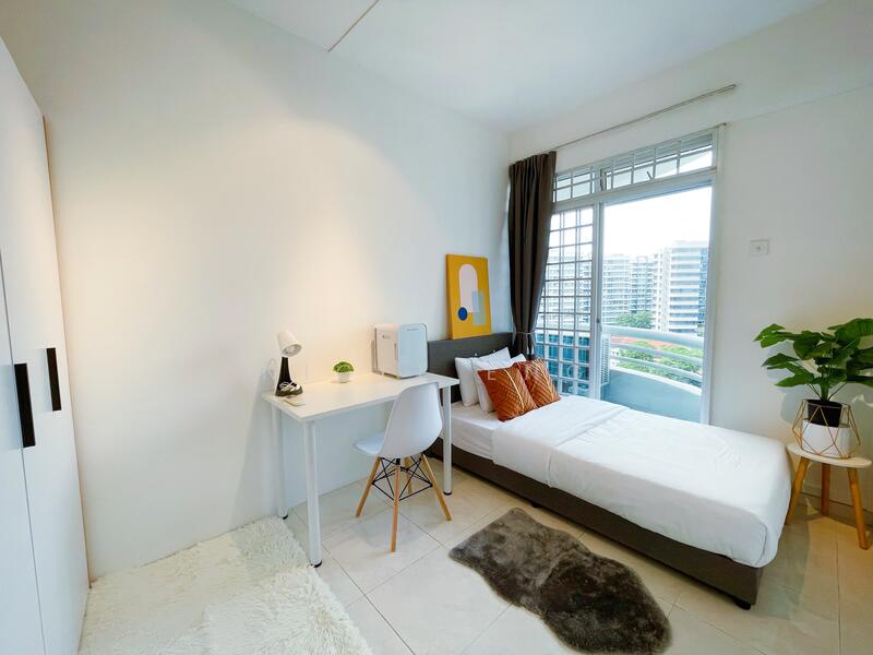 Blk 3 Balcony Room 3