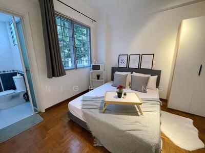 For Rent - Elias Green