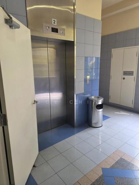 Henderson Industrial Park, 205 Henderson Road, Alexandra / Commonwealth, 6,086 sqft, Light Industrial (B1) For Rent, by Joe Chin, 25448576 - Interior - CommercialGuru.com.sg