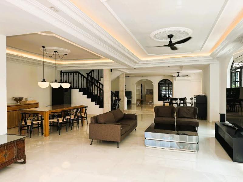 ❤️D15 Frankel Estate Very Wide Frontage Semi-det with a huge land size ❤️, Woo Mon Chew Jalan Ulu Siglap Figaro St Frankel, East Coast / Marine Parade, 5 Bedrooms, 5,300 sqft, Semi-Detached House For Sale, by Johan Koh, 25449473 - Living Room - PropertyGuru.com.sg