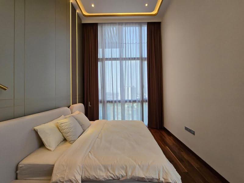 Goodwood Grand, 16 Balmoral Road, Tanglin / Holland / Bukit Timah, 3 Bedrooms, 2,142 sqft, Apartment For Sale, by Lilis ., 25449571 - Bedroom - PropertyGuru.com.sg