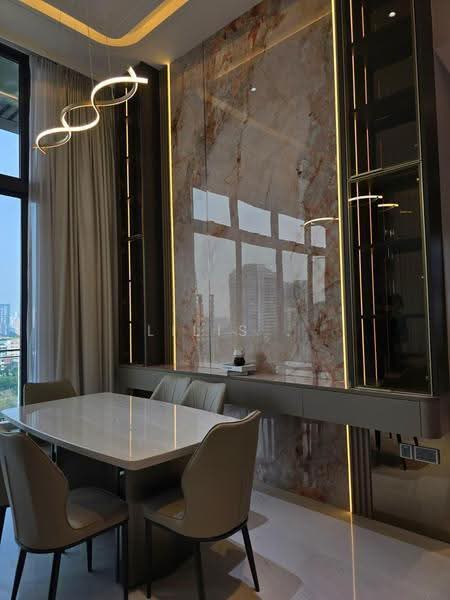 Goodwood Grand, 16 Balmoral Road, Tanglin / Holland / Bukit Timah, 3 Bedrooms, 2,142 sqft, Apartment For Sale, by Lilis ., 25449571 - Dining Room - PropertyGuru.com.sg