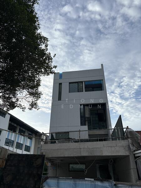 For Sale - Legend @ Jansen