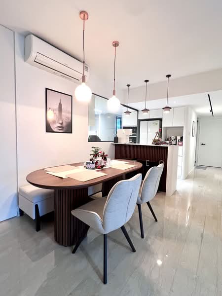 Central Grove, , Room Rental, 1,216 sqft, Condominium For Rent, by Grace Teo, 25450113 - PropertyGuru.com.sg