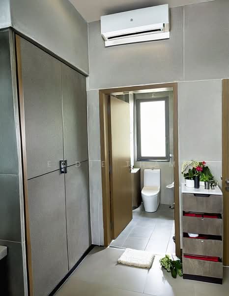 Seastrand, 5 Pasir Ris Link, 1 Bedroom, 592 sqft, Condominium For Sale, by Eddie Tham, 25450290 - PropertyGuru.com.sg
