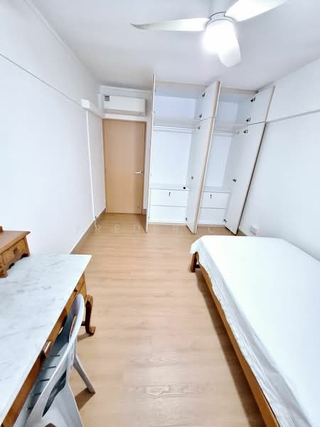 For Rent - 11 Eunos Crescent