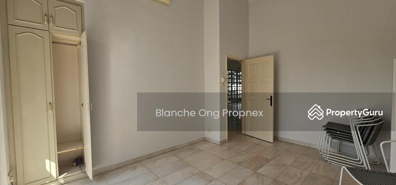For Rent - Mountbatten Road