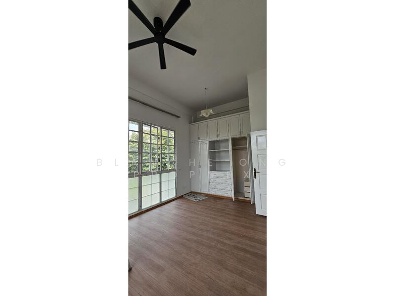 For Rent - Mountbatten Road