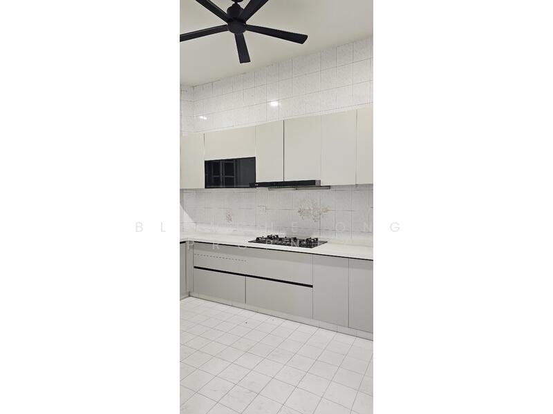 For Rent - Mountbatten Road