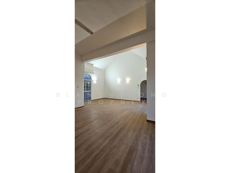 For Rent - Mountbatten Road