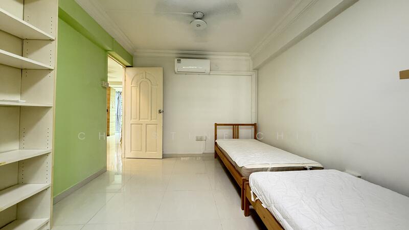 For Rent - 113 Commonwealth Crescent