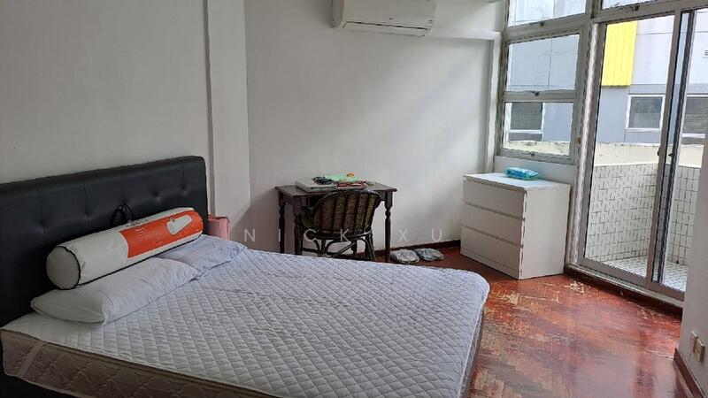 For Rent - Roxy Square