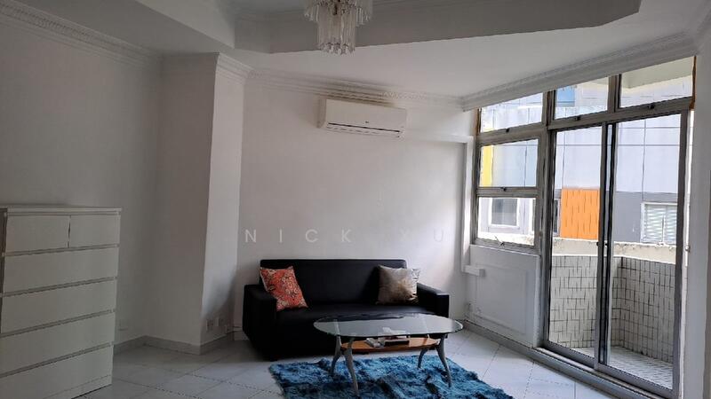 For Rent - Roxy Square