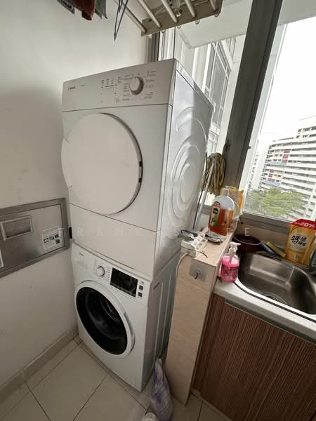 The Lakeshore, 29 Jurong West Street 41, Room Rental, 100 sqft, Condominium For Rent, by Francis Lee, 25451894 - PropertyGuru.com.sg