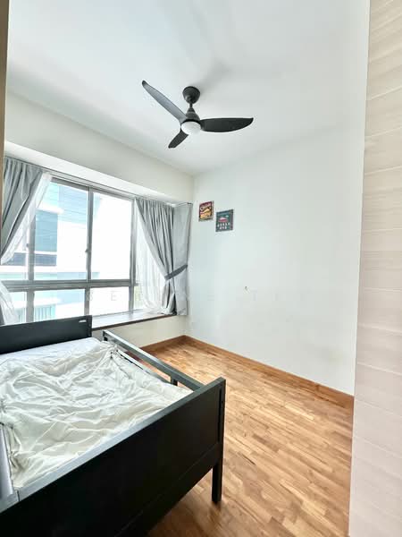 The Stellar, 8 West Coast Road, 3 Bedrooms, 1,313 sqft, Condominium For Sale, by Serene Tey, 25452005 - PropertyGuru.com.sg